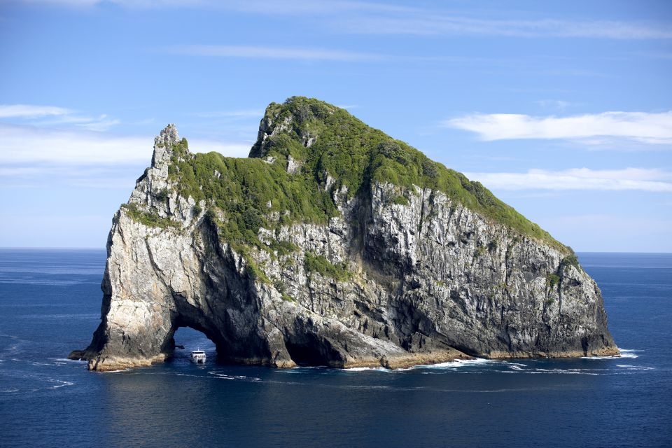#新西兰北岛 派希亚(Paihia): 新西兰北岛的第二个旅游圣地。它是通往岛屿湾144个岛屿的门户