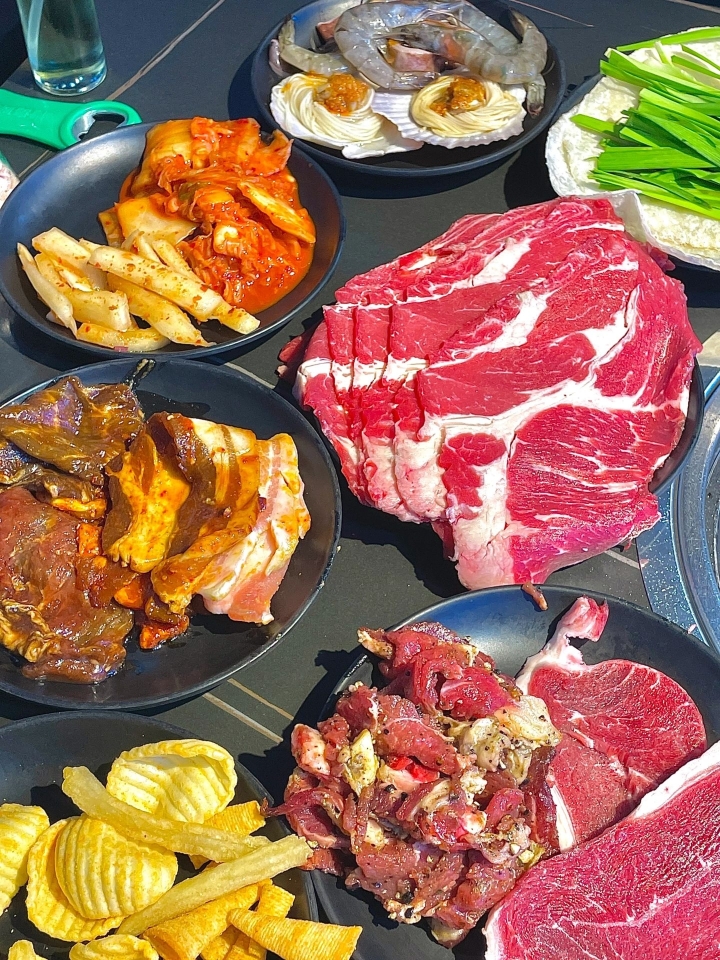 老舅爷韩式自助烤肉(北大学城店)