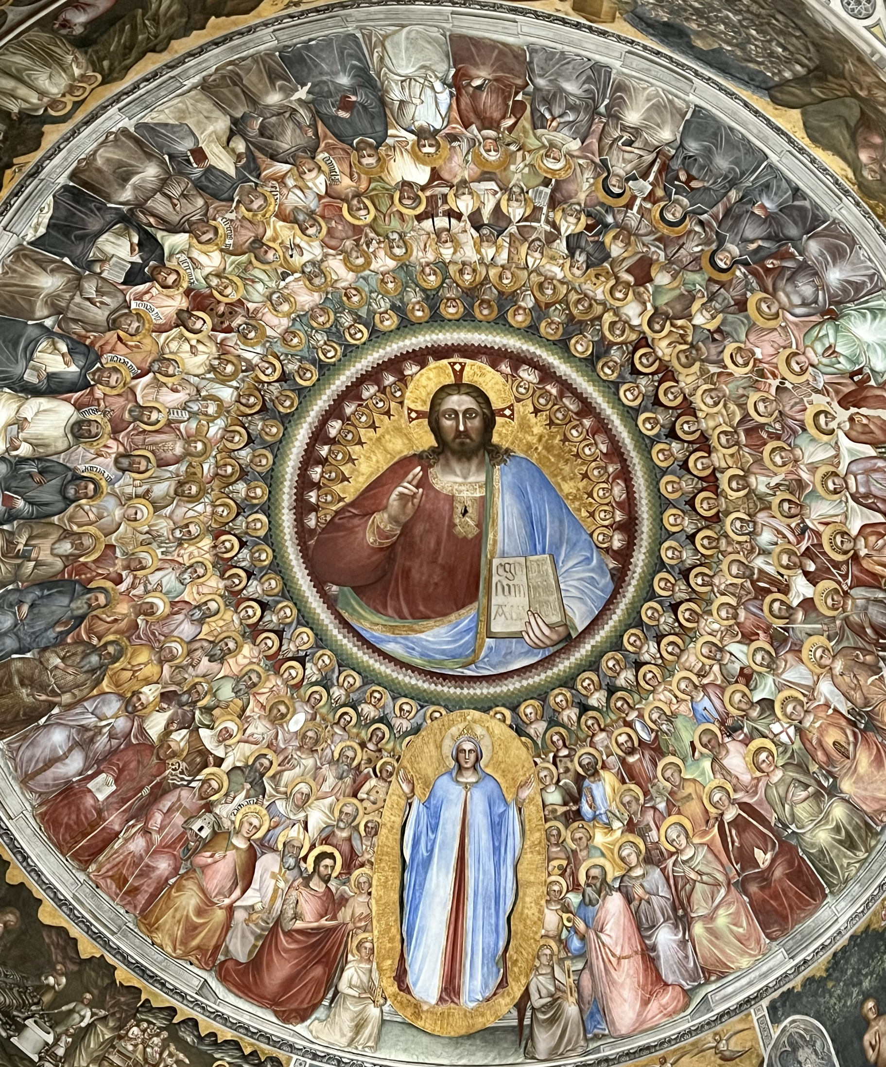 帕多瓦大教堂的收费礼拜堂部分精彩的壁画，乔托学生的作品