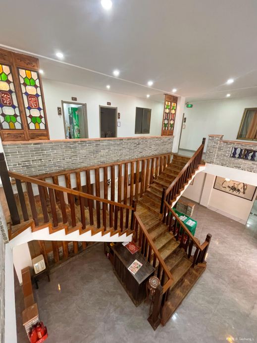 Gallery 4