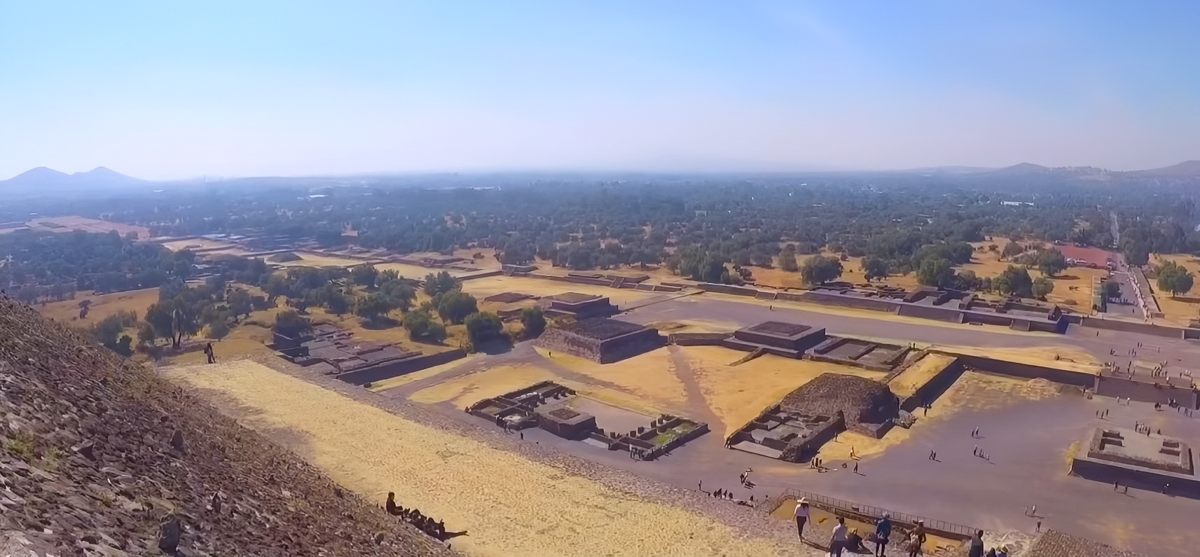 🏛️🌄探秘古老遗迹：墨西哥太阳金字塔，穿越时光的壮丽之旅
