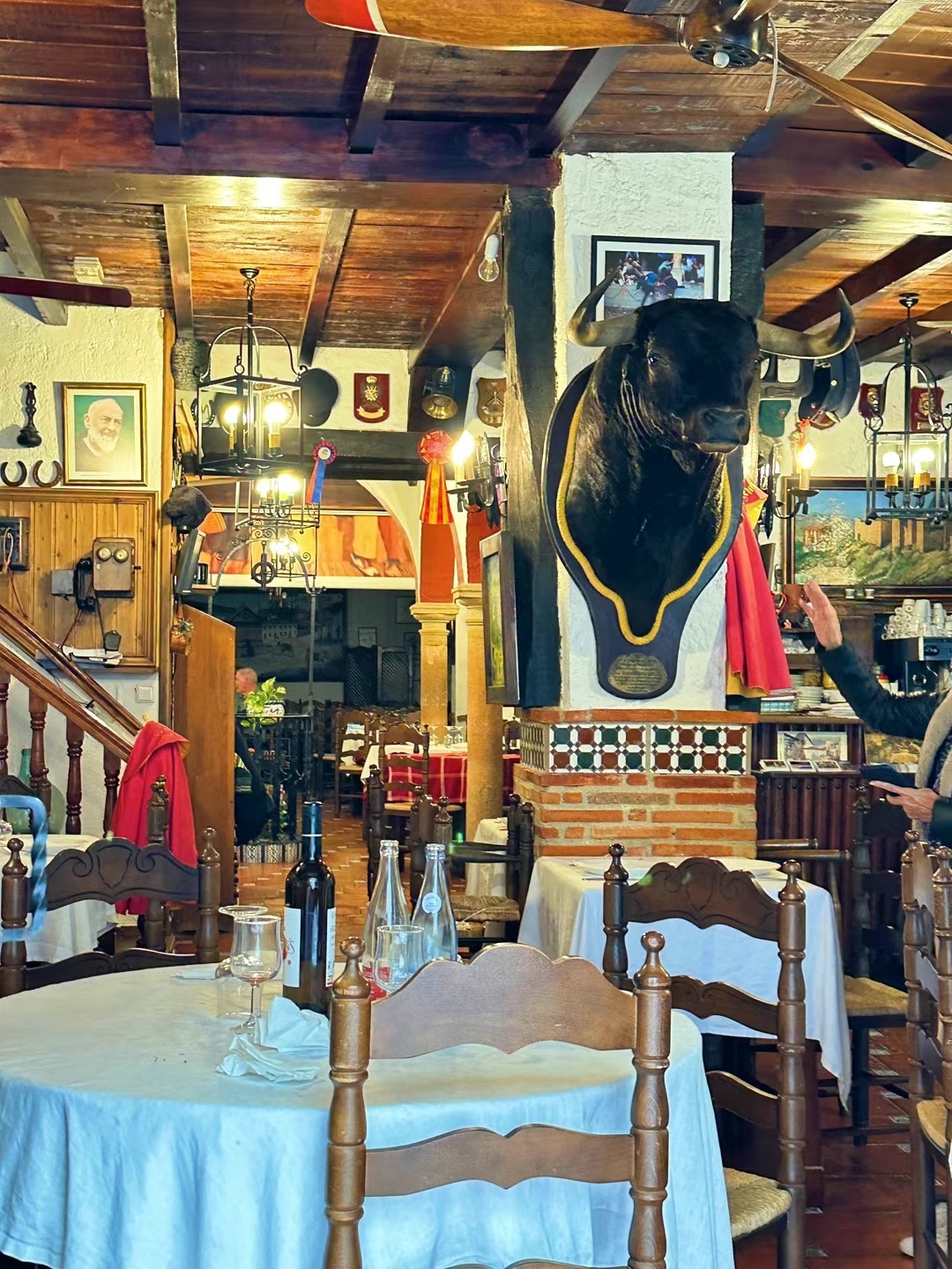涂鸦与海鲜饭的盛宴：瓦伦西亚老城的独特韵味