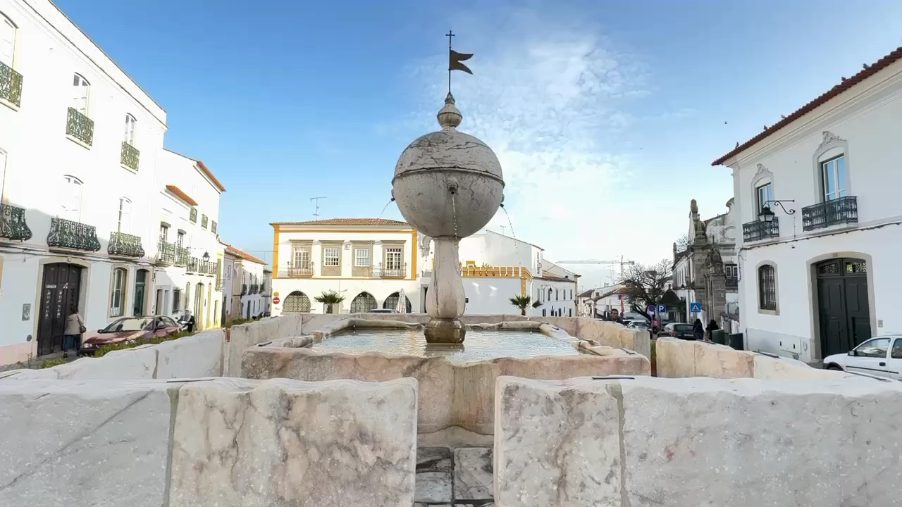 葡萄牙埃武拉莫拉门喷泉Fonte das Portas de