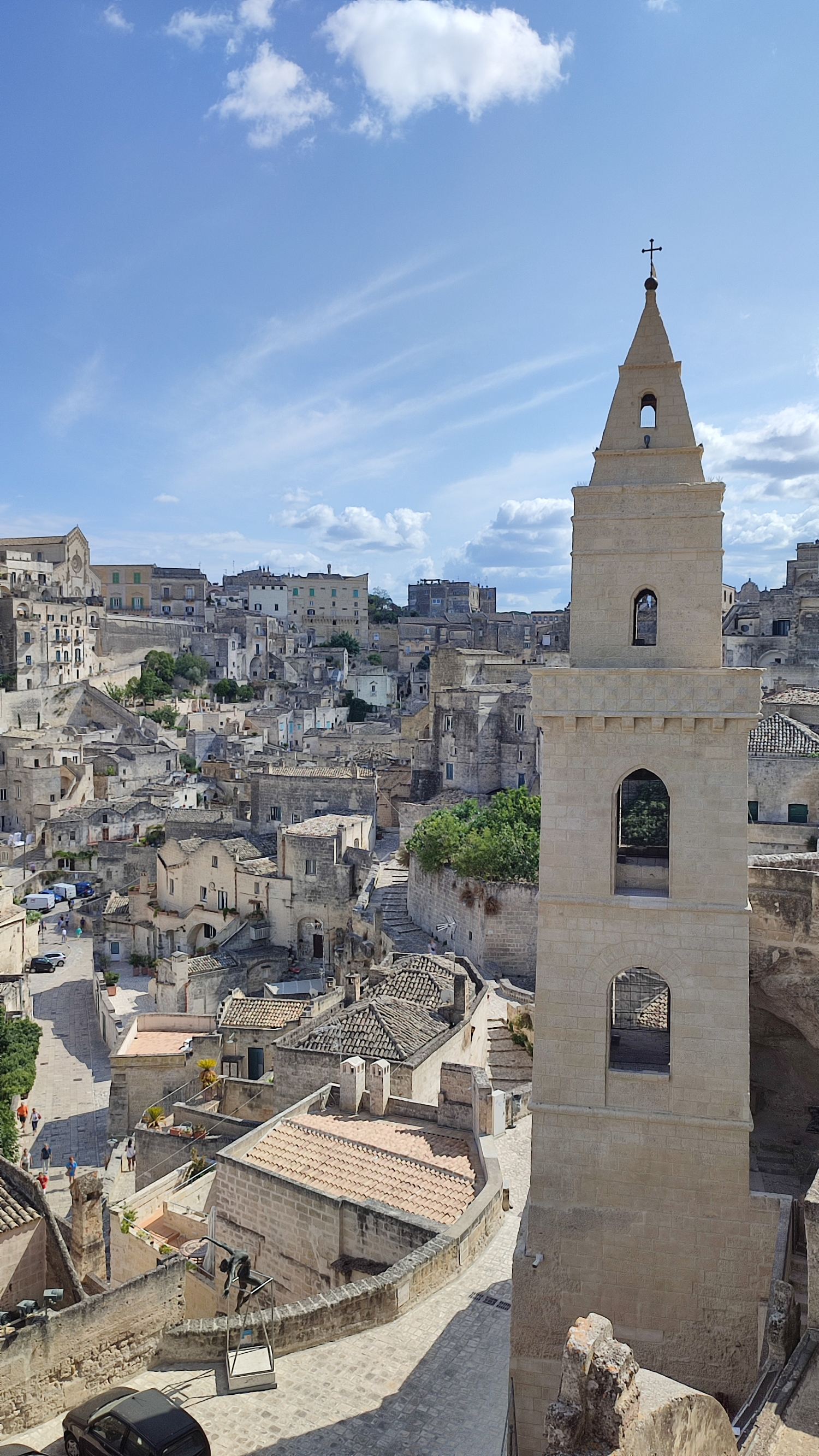 南意房车自驾之-最古老的石窟民居-马泰拉(Matera)