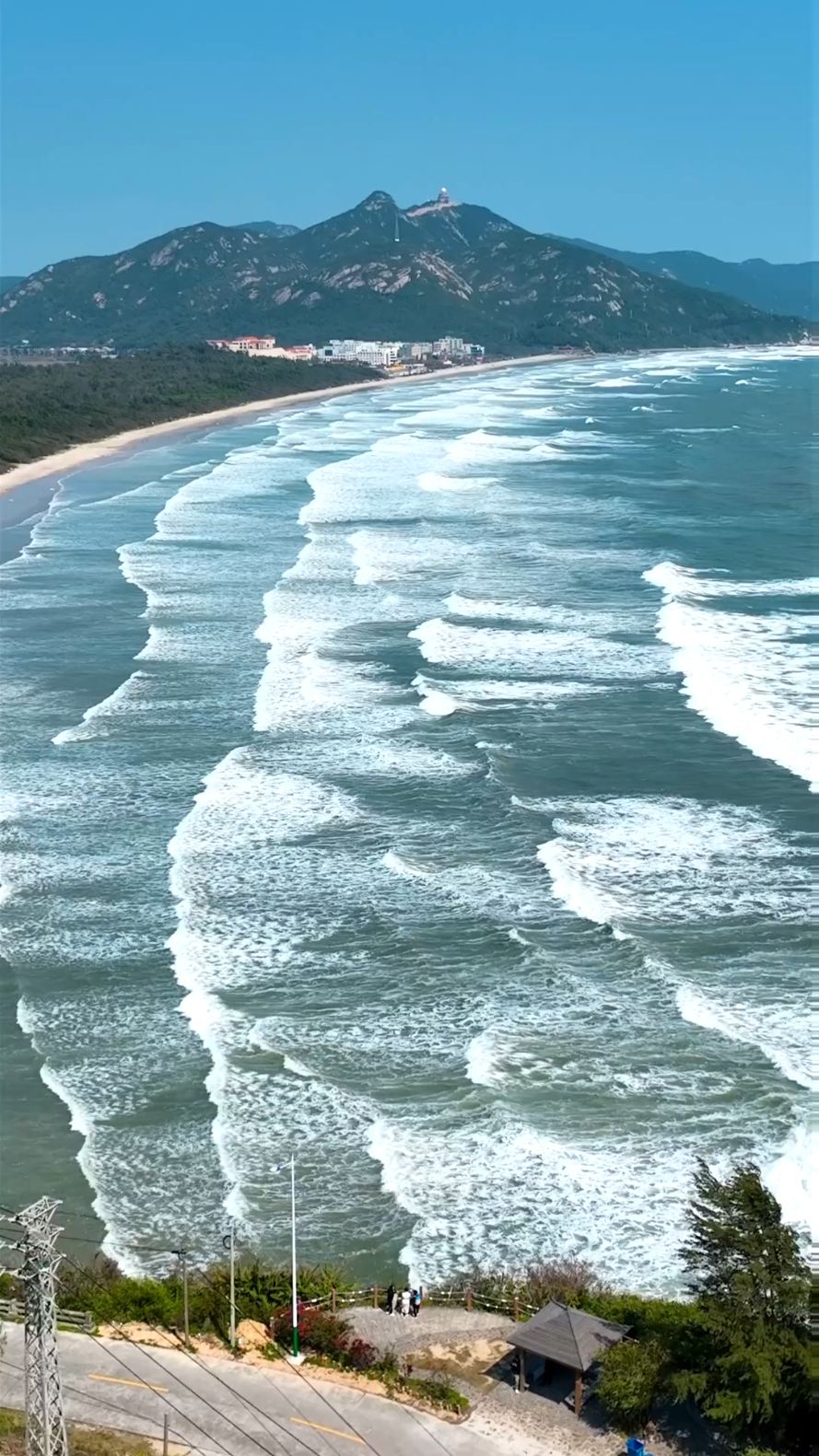 上川岛网红景点望鱼石看千层浪太美了吧！