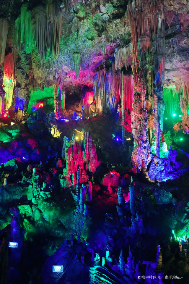 📍景点地址:龙宫仙境旅游区位于广西大新县那岭乡.