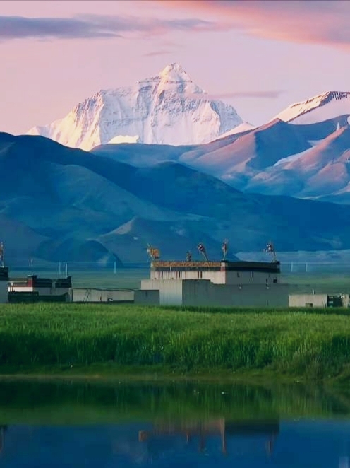 西藏是个好地方风景优美去了还想去，值得推荐游玩！