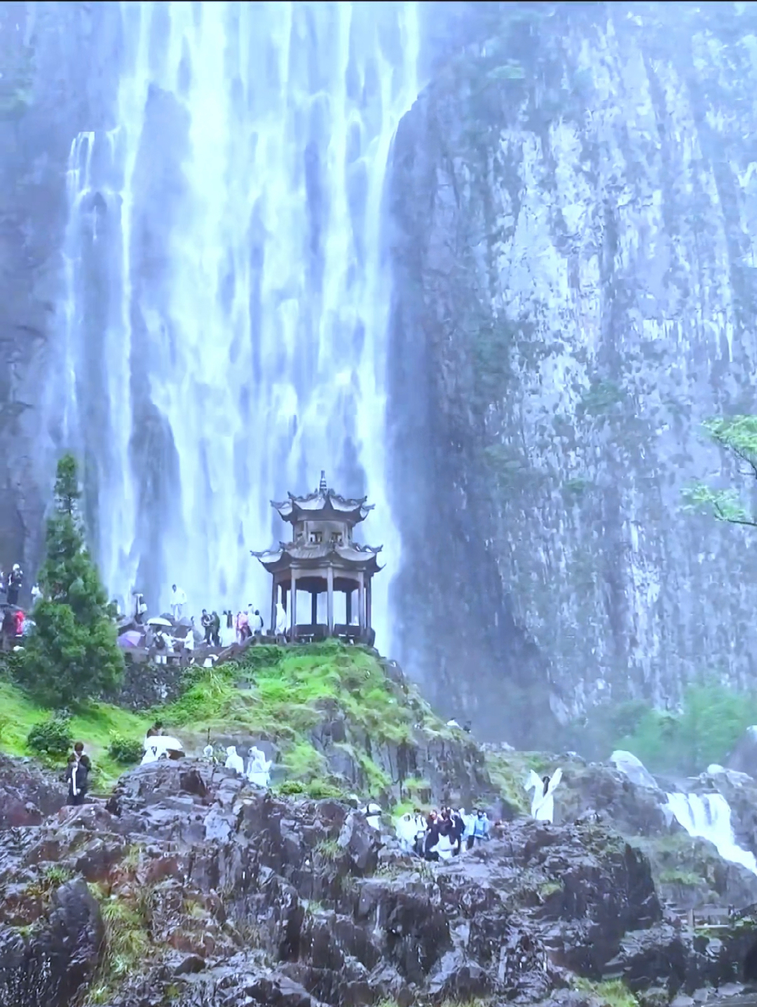 此时此景，有没有有想起李白 #瀑布美景 #温州百丈漈