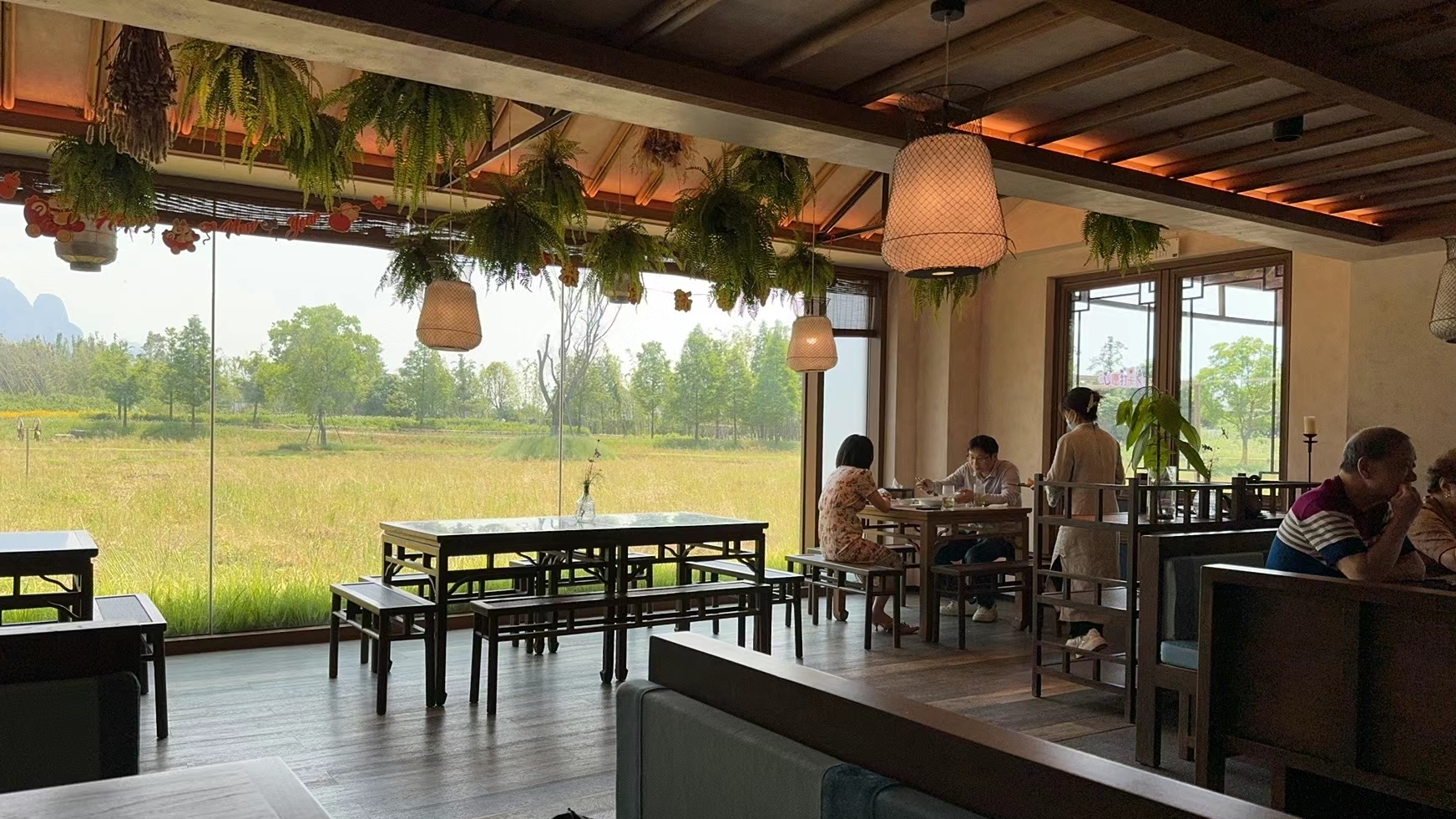 花在野餐厅餐厅图片