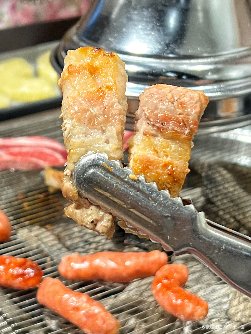 长春肉番地，整个吃烤肉的大动作！