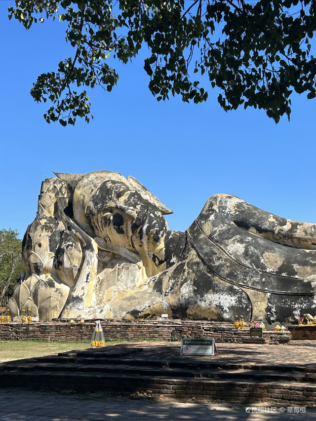 大城卧佛寺|一尊巨型卧佛横卧空旷遗址上,非常震撼