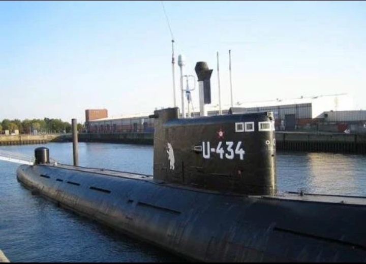 穿越二战深海：德国汉堡U-434潜艇博物馆之旅