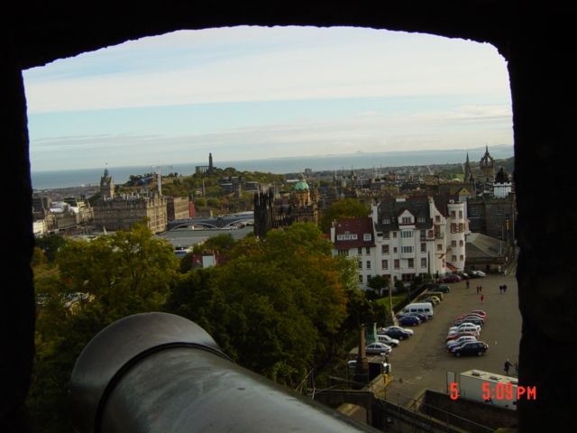 #公路上的风景 不错，从城堡眺望爱丁堡