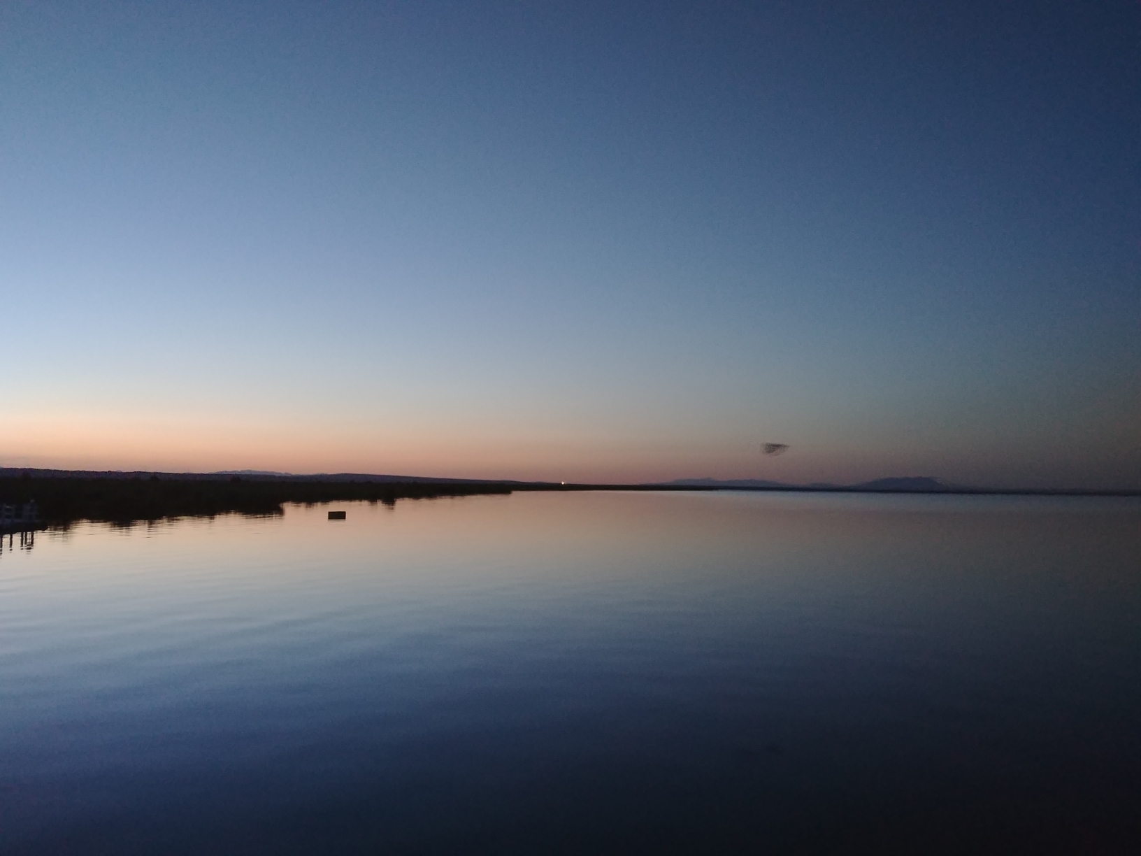 克鲁克湖的晨曦