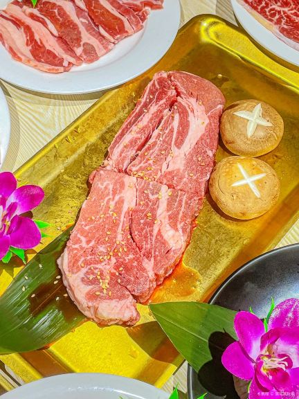 牛榕日式炭火烤肉自助餐(台江万达店)