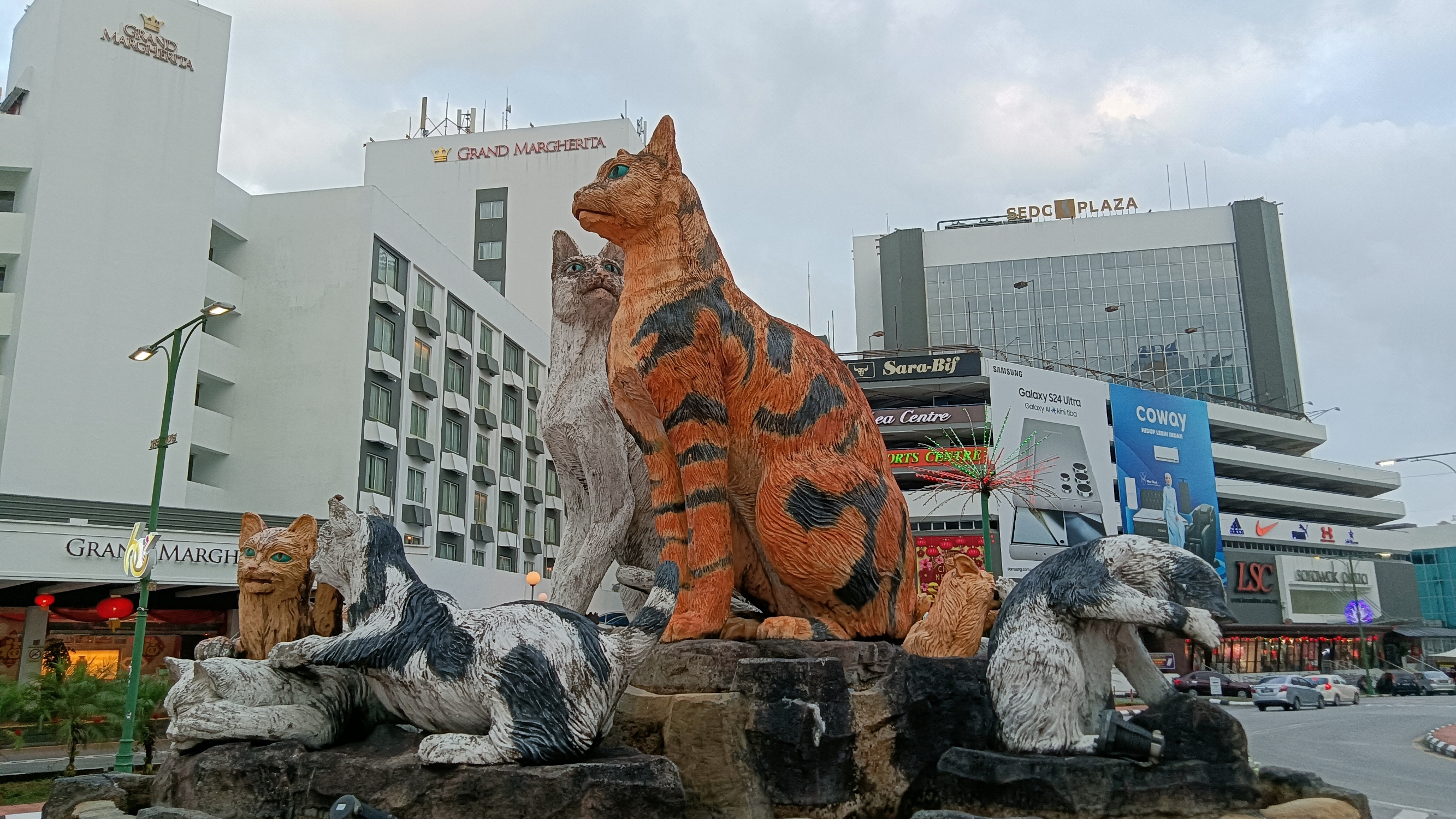 Kuching·cat monument·过个美美中国年③