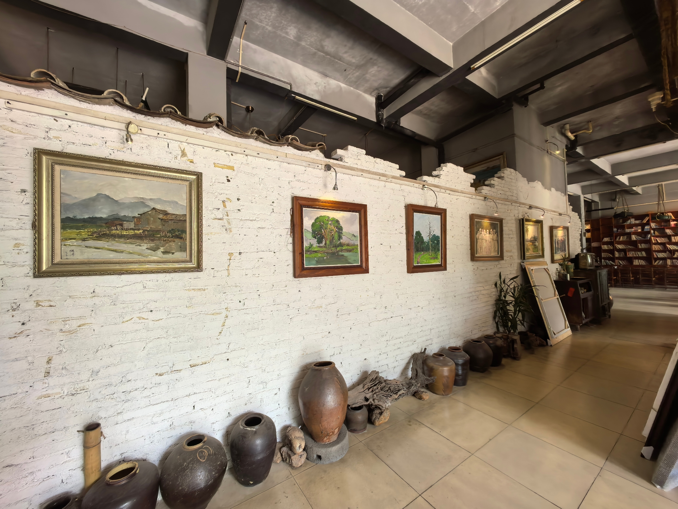 拾光画廊·咖啡(屯昌油画步行街店)餐厅图片