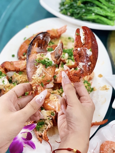 花海美食·爱的驿站海鲜餐厅(巽寮店)
