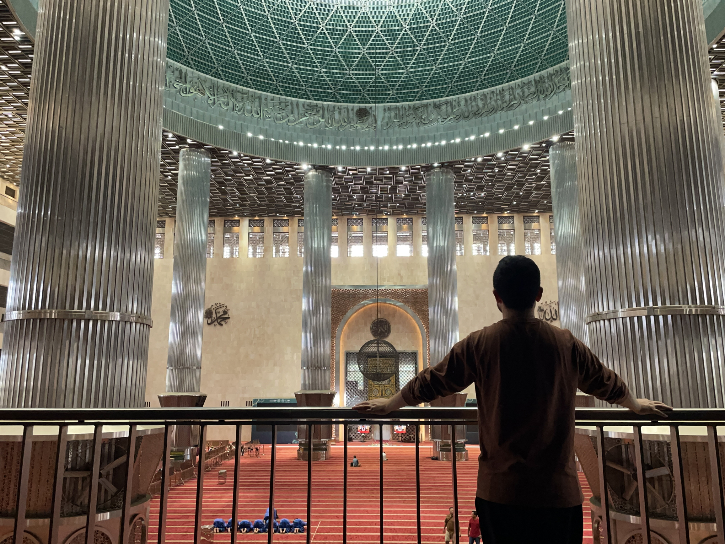 东南亚最大最未来感的清真寺