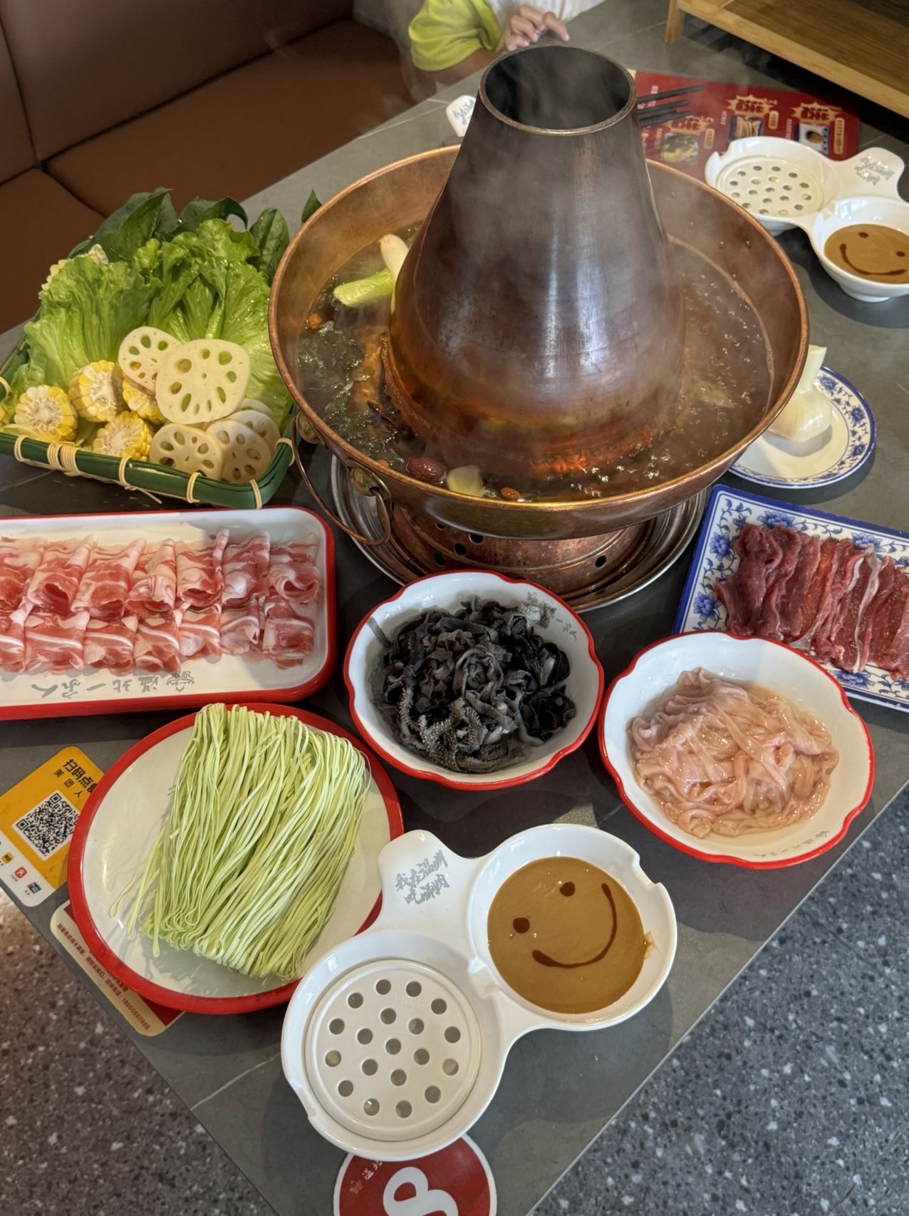 老北京铜锅涮肉餐厅图片