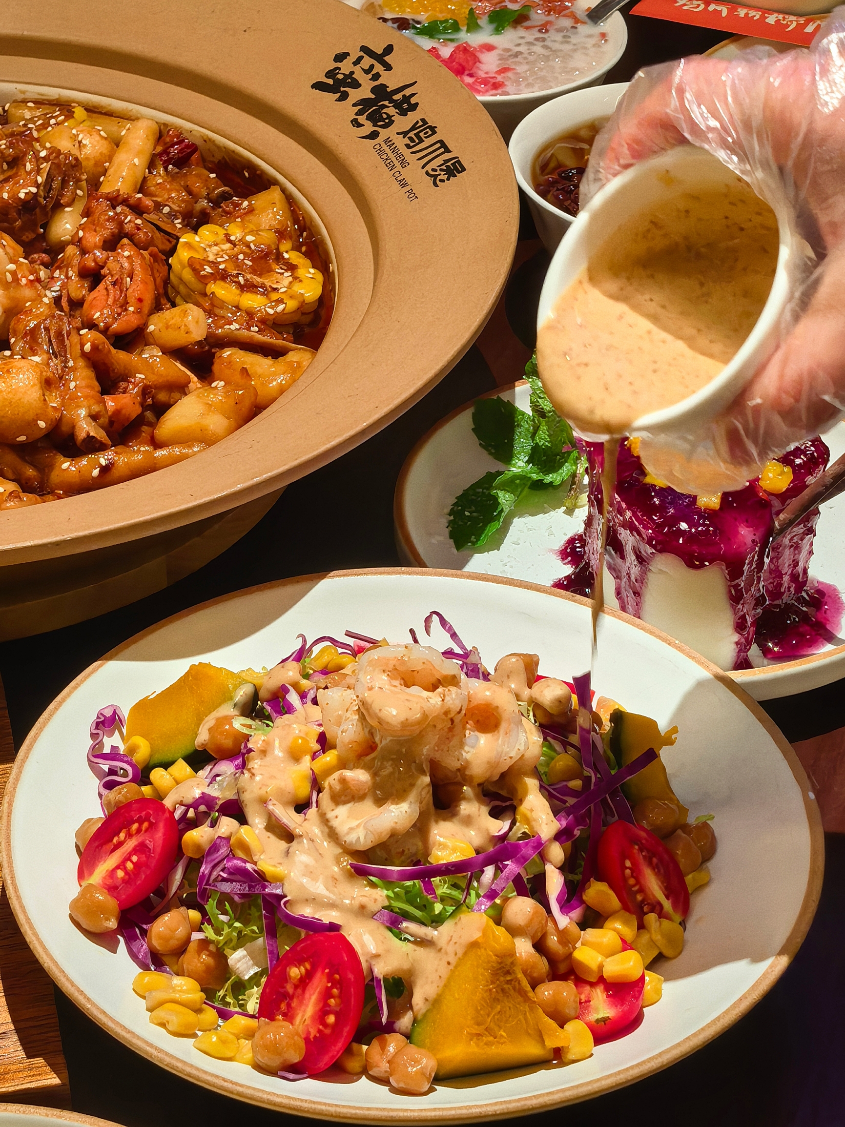 蛮横鸡爪煲(安丘泰华店)餐厅图片