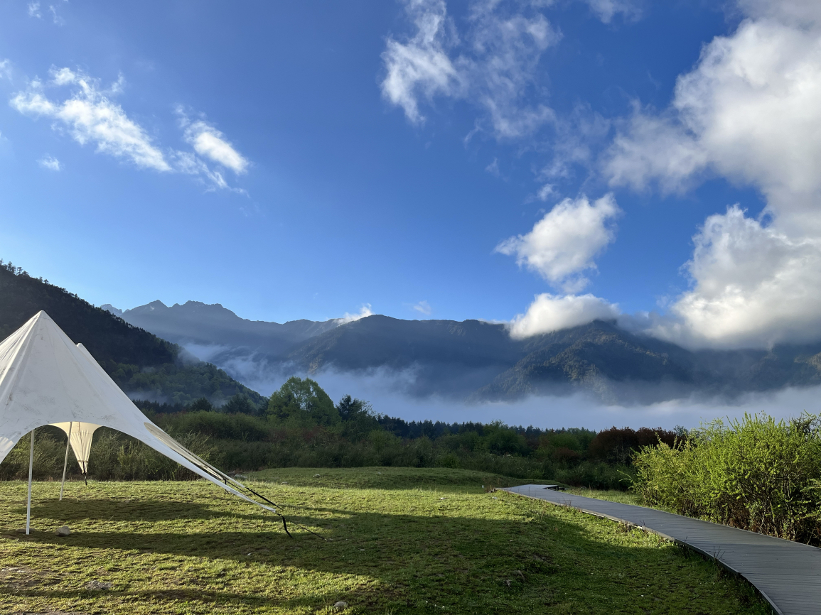 孟获城向野而眠帐篷营地·户外餐厅餐厅图片