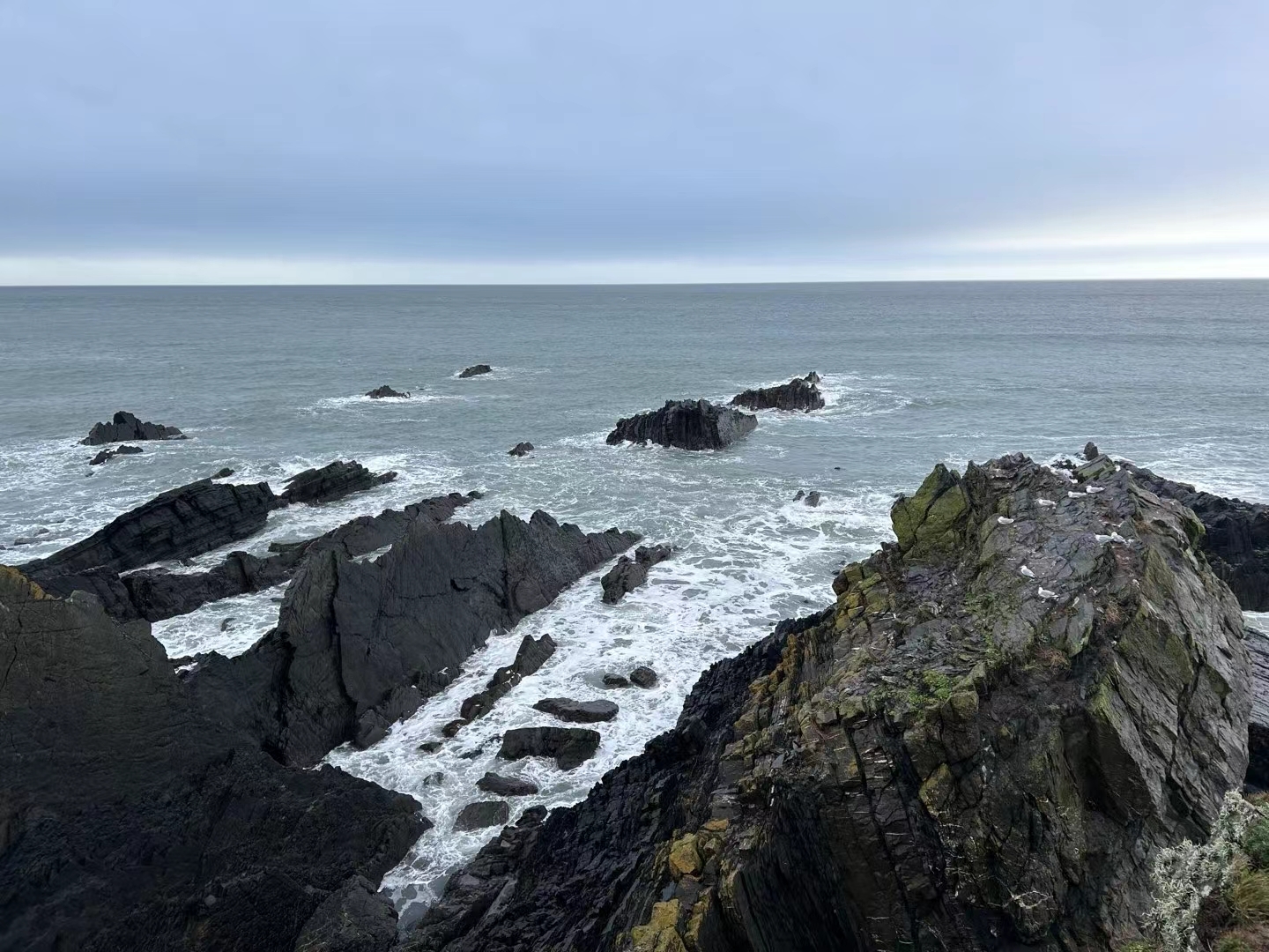 英国西海岸著名的石头湾