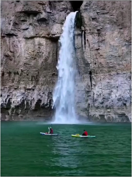 贵州最美双瀑布峡谷