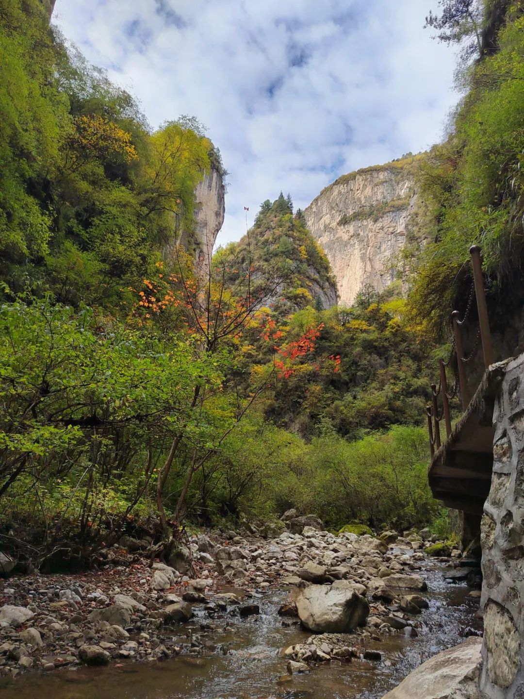 来漳县这两座山，寻一季秋天童话！