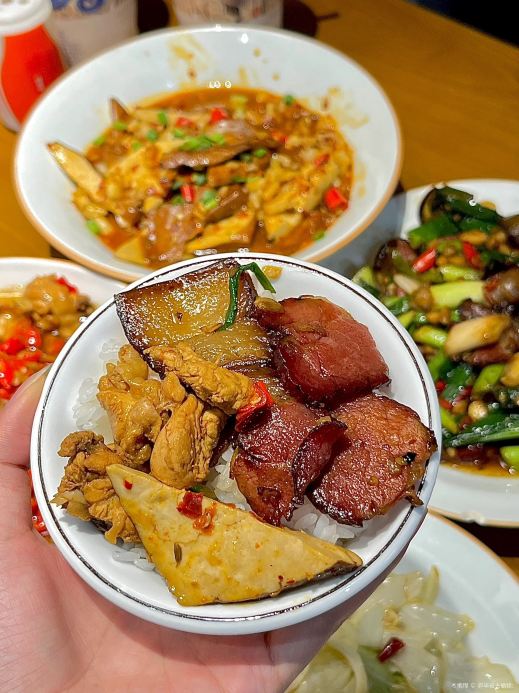 小李口味鸡老店(复兴街总店)