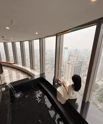 See GuiYang·雲翼高空酒店(贵阳甲秀楼民生路店)图片