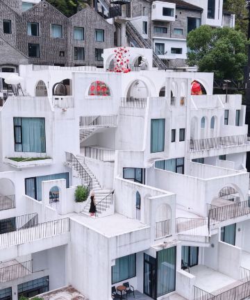 那云度假村悬崖上的天空之城图片