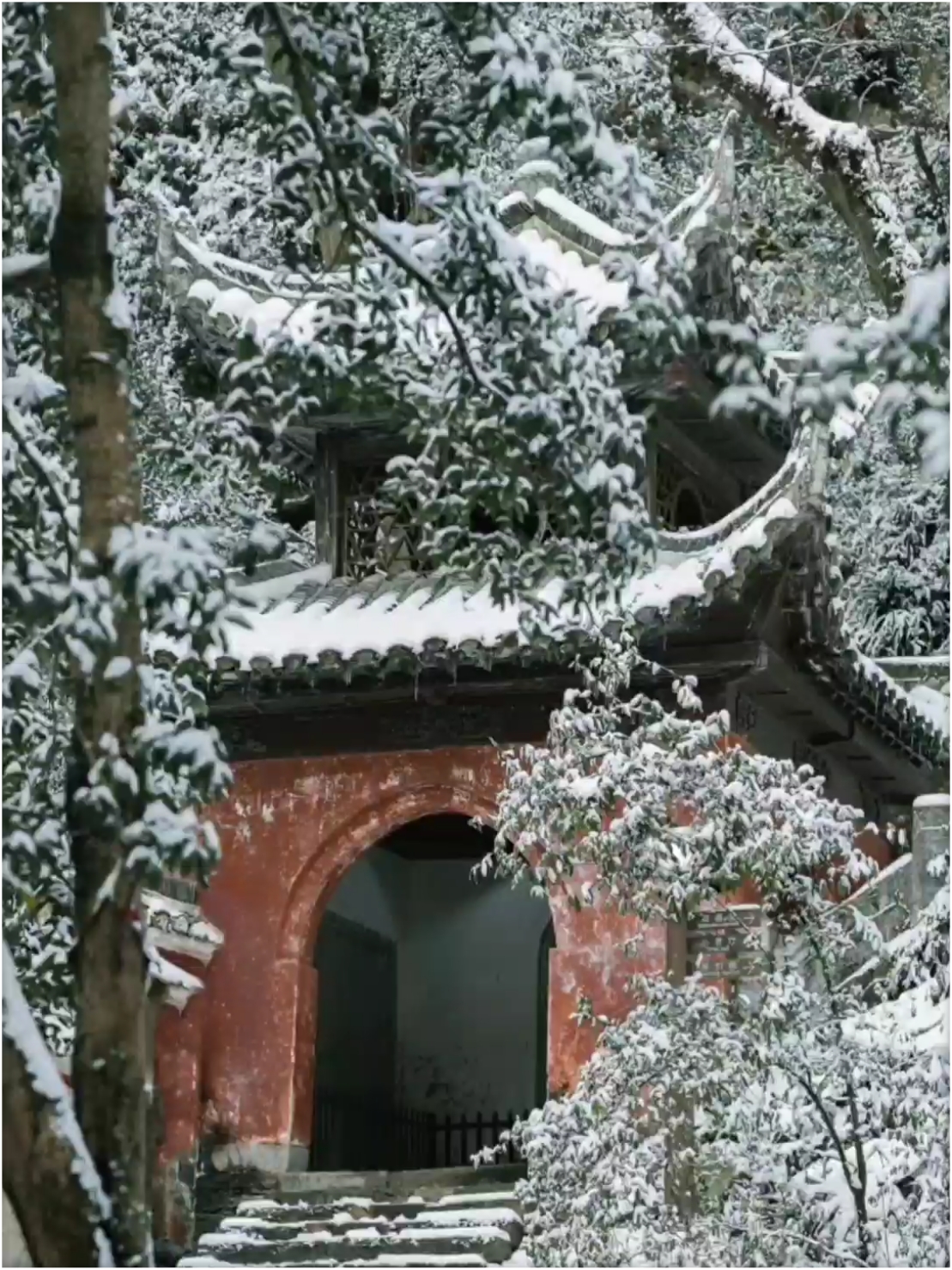 黄平飞云崖的雪景也太美了