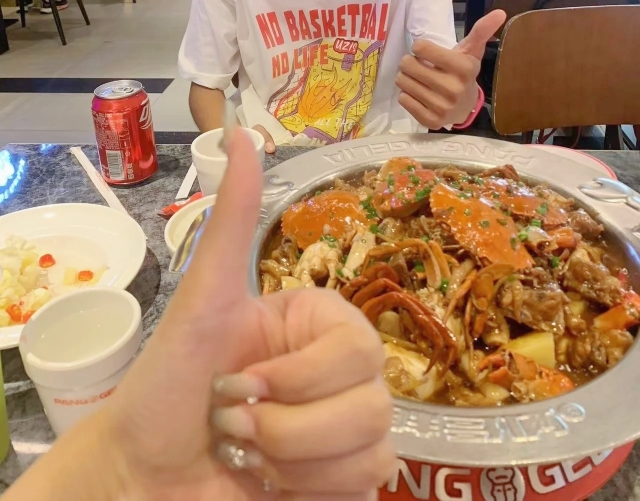 张卫忠酱爆鲜炒鸡(桂苑店)餐厅图片