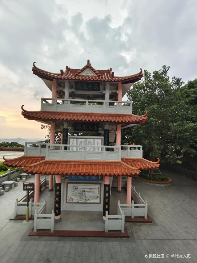 深圳凤凰山|听说凤岩古庙祈福很灵!