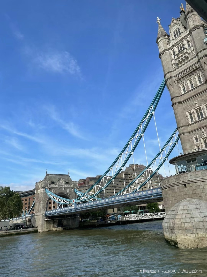 泰晤士河游船之旅-迄今为止是游河的