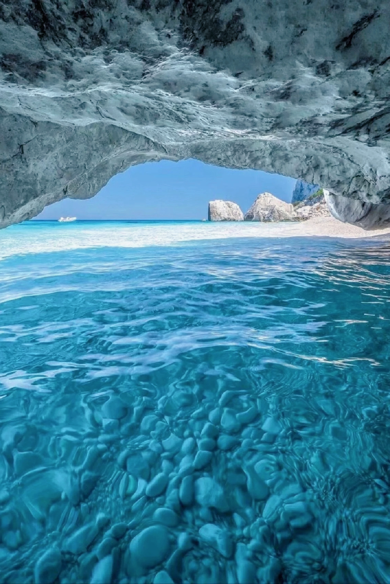撒丁岛，，世界上最清澈的果冻海