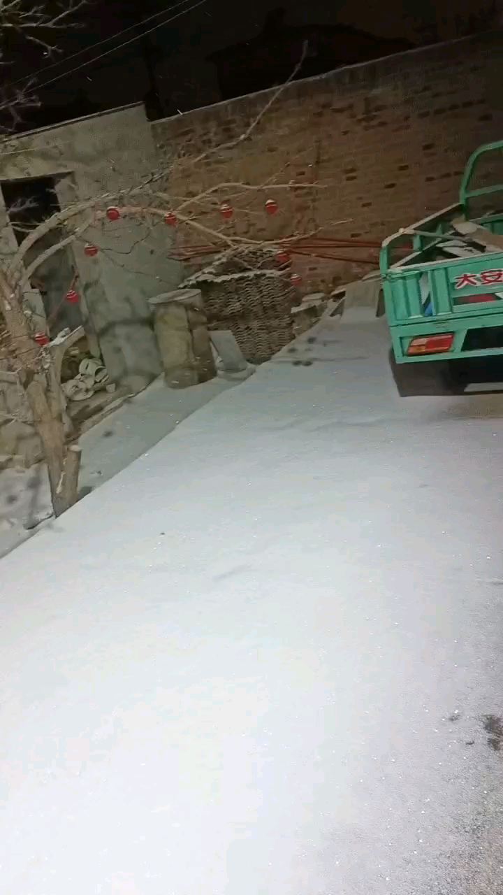 我的家乡下雪了