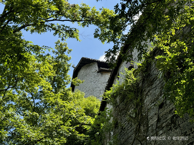 贵州天台山伍龙寺