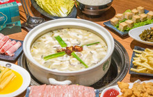 荷塘码头酸菜鱼(浦江人民广场店)餐厅图片