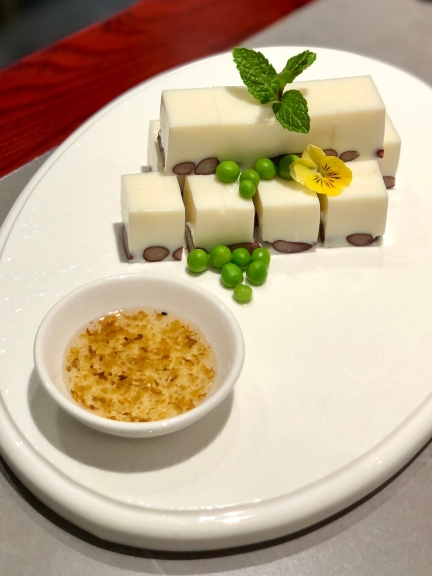 燕春楼(海河华鼎店)