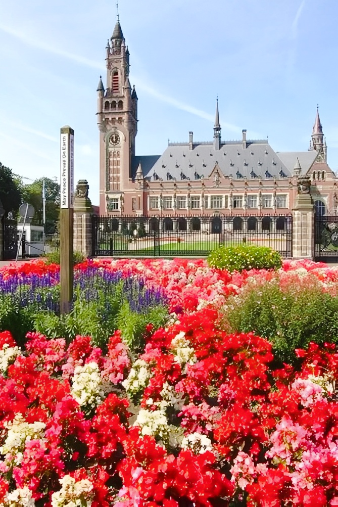 荷兰海牙最著名的建筑——海牙和平宫!