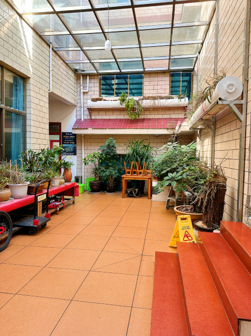 李小胖正宗沾益老字号辣子鸡