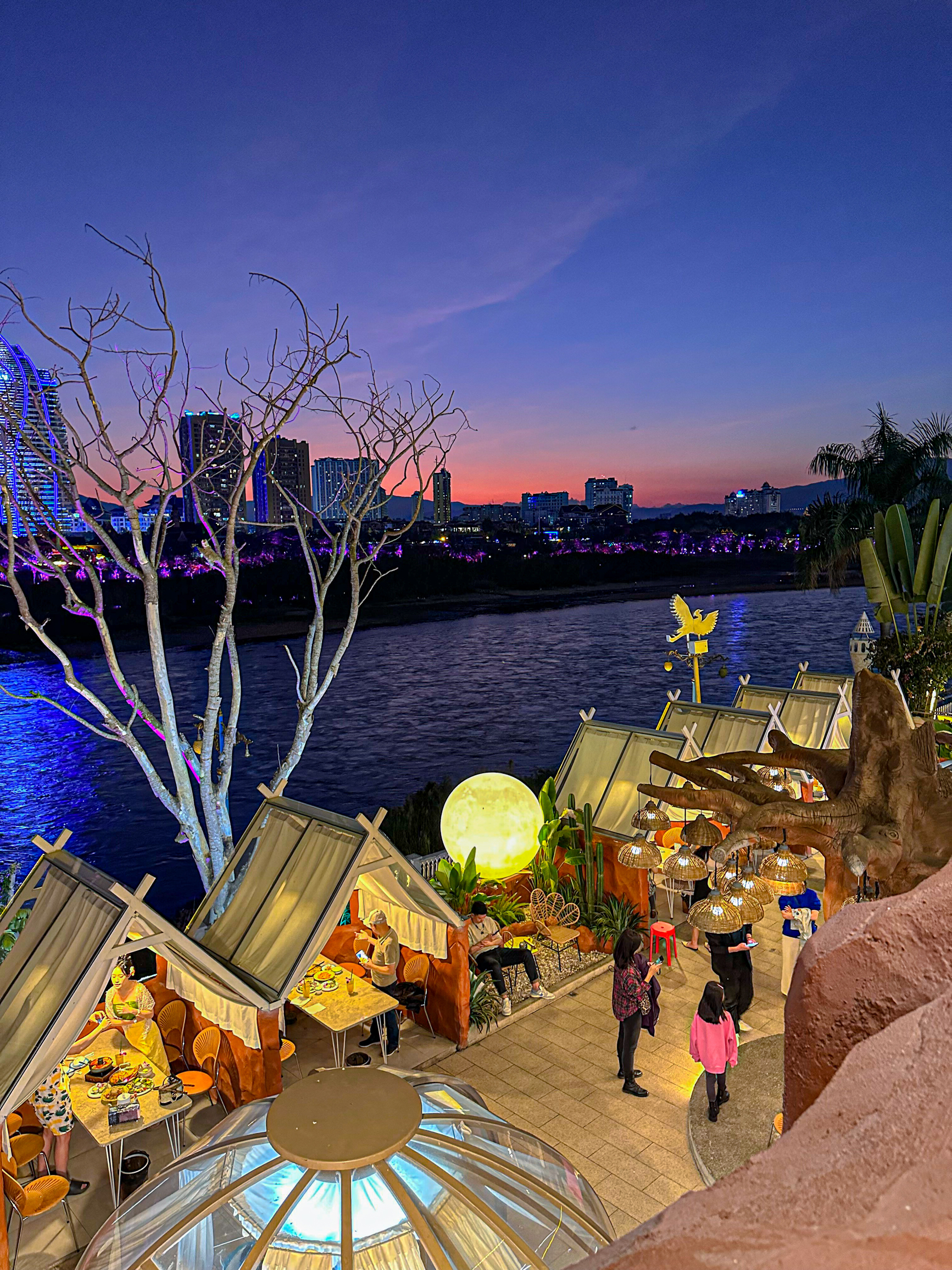 แม่น้ำโขง湄南·江景日落餐厅