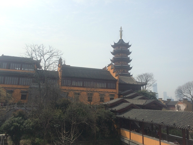 来南京鸡鸣寺，感受佛教文化，博大精深