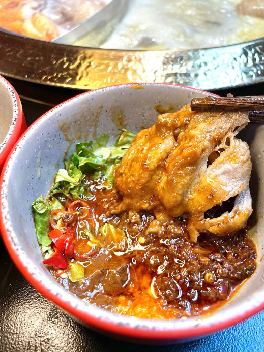 鹤仙里鸳鸯火锅(宝龙广场店)