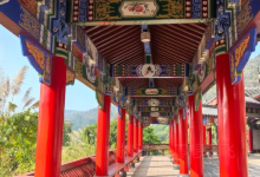 凤隐岩景点图片