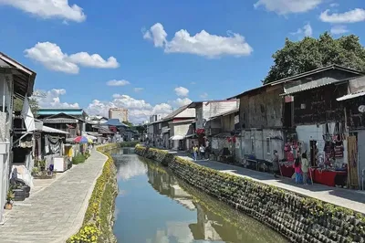 Mae Kha Canal