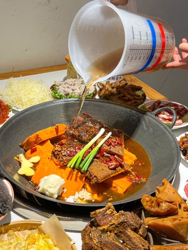 叁拾巷地道重庆老火锅(西园新居公租房小区店)