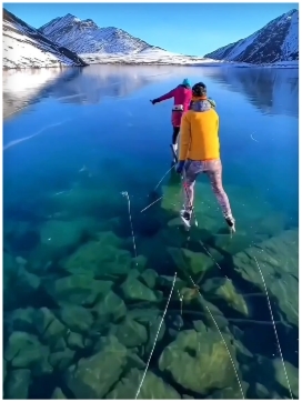 清澈透明的贝加尔湖，是亚欧大陆上最大的淡水湖！
